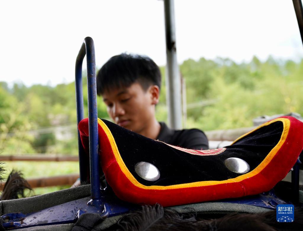 靠近太阳游戏